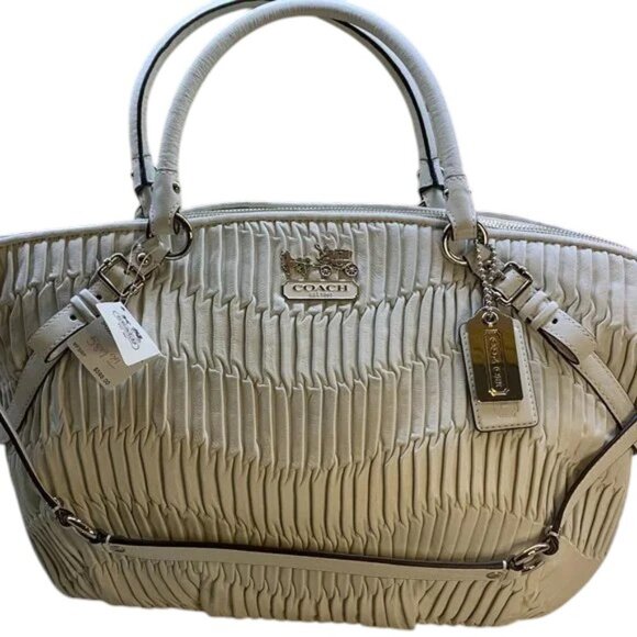 Coach 15947 Gathered White Leather Handbag NWT - Picture 1 of 16